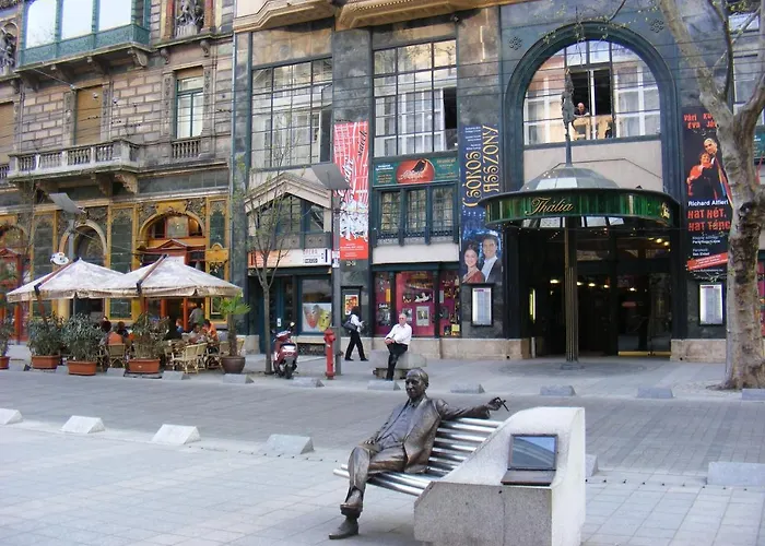 Downtown Lifestyle Апартаменты *